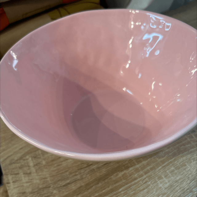 Saladier moyen modèle rose