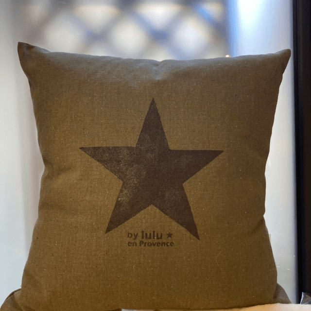 Coussin⭐️ étoile carré by lulu en Provence 